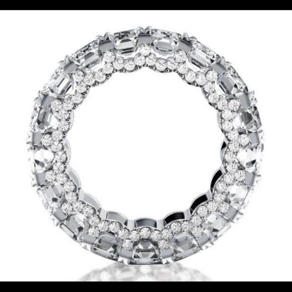 ETERNITY EMERALD DIAMOND RING BAND - Picture 5 of 8